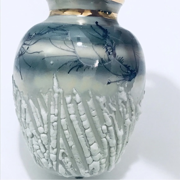 Vintage Cherish Porcelain Studio Vase Handcrafted Turquoise Gold Gilded 6" tall - Picture 4 of 7